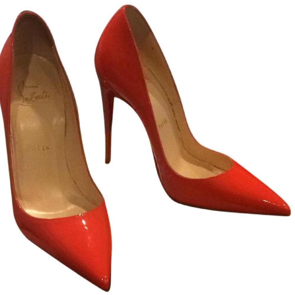Christian Louboutin So Kate Pumps